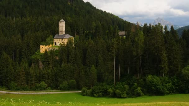 Monguelfo Červenec 2019 Hrad Monguelfo Val Pusteria Jižní Tyrolsko Bolzano — Stock video