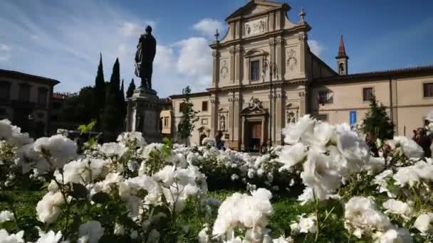 Florens Maj 2019 San Marco Kyrka Med Vackra Vita Rosor — Stockvideo