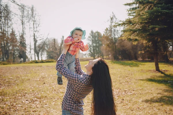 Ibu dan anak — Stok Foto