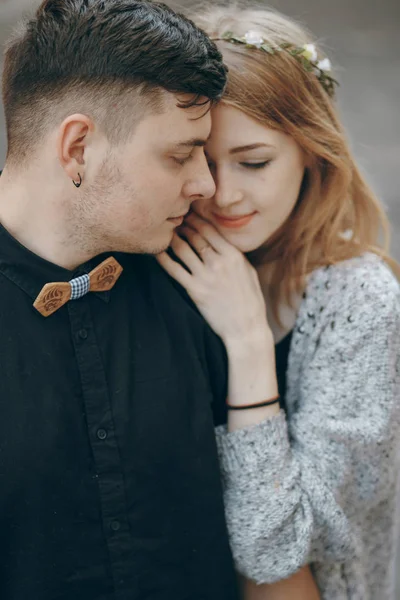 Casal na cidade — Fotografia de Stock