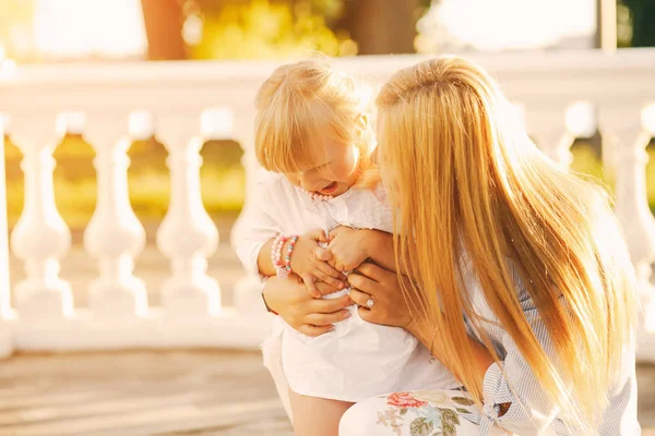 Mère avec fille — Photo