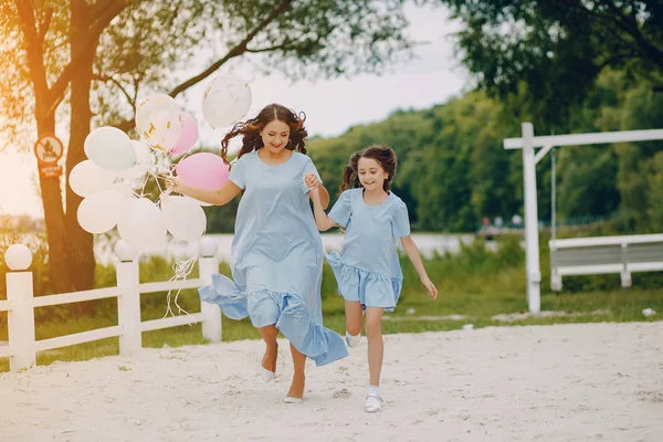 Madre con hija — Foto de Stock