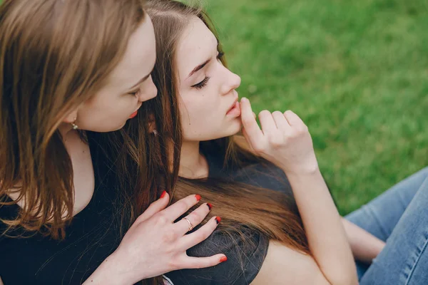 Ragazza sportiva allo stadio — Foto Stock