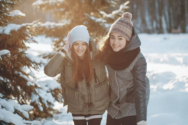 Due belle ragazze — Foto Stock