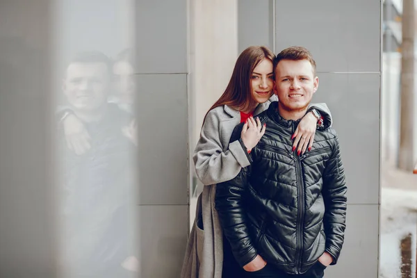 Loving couple walking around the park. — Stock Photo, Image