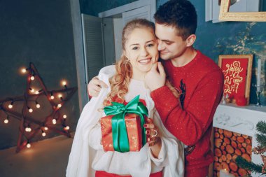 sevgi dolu çift Noel ağacı süsleme