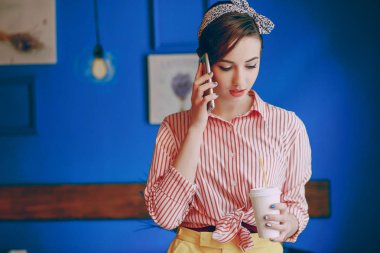 güzel pin-up kızı