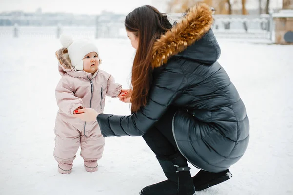 Madre con hija — Foto de Stock