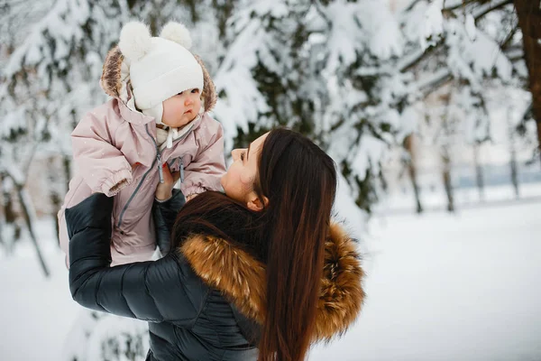 Madre con figlia — Foto Stock