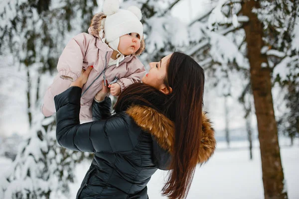 Mãe com filha — Fotografia de Stock