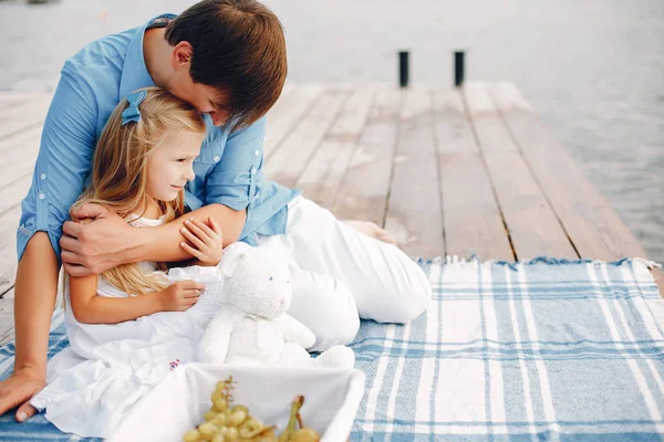 Father with little daughter — Stock Photo, Image