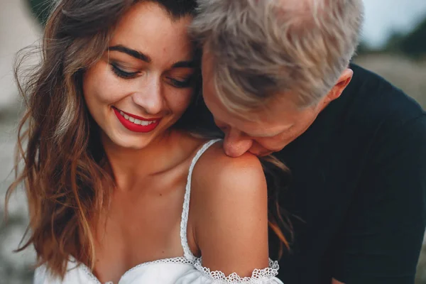 Casal em uma carreira — Fotografia de Stock