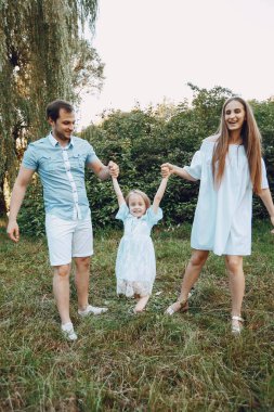 Aile bir park üzerine