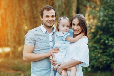 Aile bir park üzerine