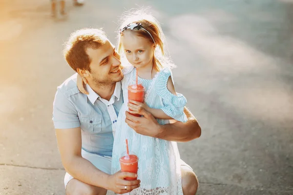 Père avec fille — Photo