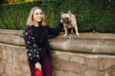 pug kızla