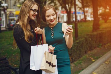 Kızlar paketleri ile