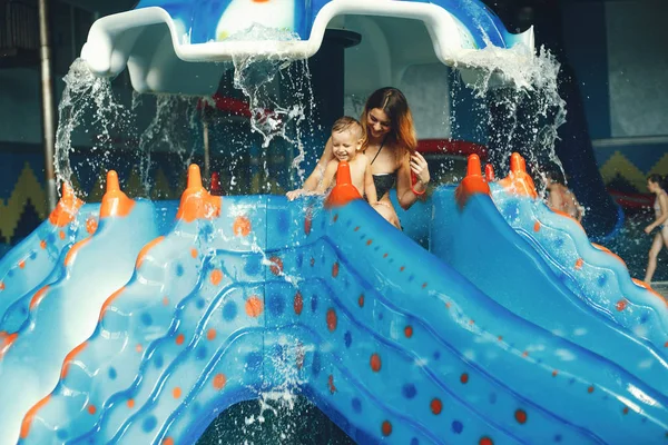 Madre con hijo — Foto de Stock