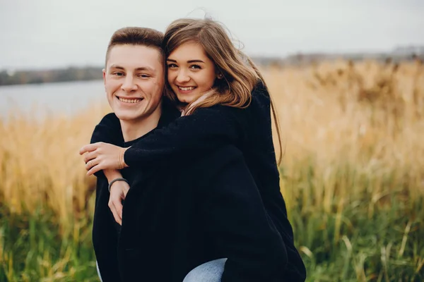 Pareja enamorada — Foto de Stock