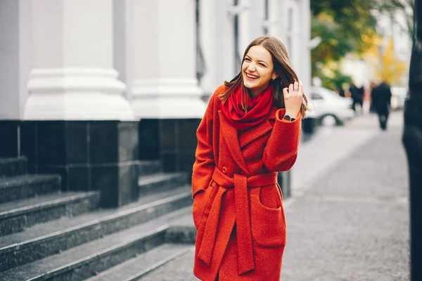 Girl in a park — Stock Photo, Image