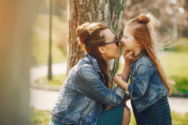 kızı ile şık anne