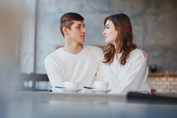 Couple in a cafe — Stock Photo, Image