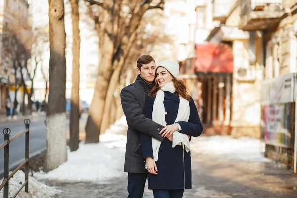 Casal em um inverno — Fotografia de Stock