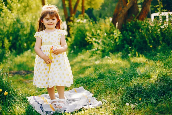 Menina bonita — Fotografia de Stock