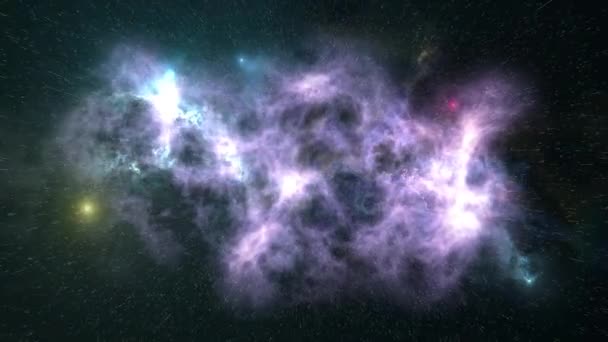 Volando a través de brillantes nebulosas y estrellas — Vídeo de stock