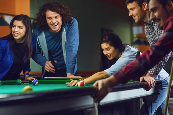 Friends play billiards in bar. — Stock Photo, Image