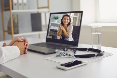 Çevrimiçi doktor servisi. Çevrimiçi tıbbi danışma kavramı.