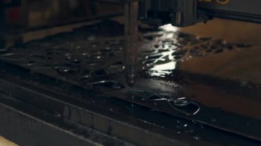 atış plazma Makine Fabrikası aracılığıyla oluşturulan desen kapatın