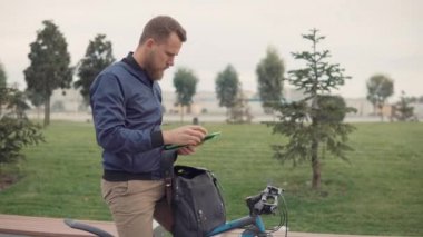 Araç dışında gadget ile Sportsman.
