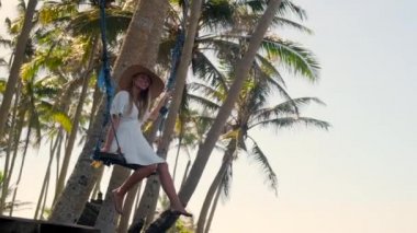 Fahişeliğe ara verdiği için çok mutlu.