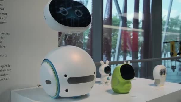 ASUS Zenbo机器人博览会 — 图库视频影像