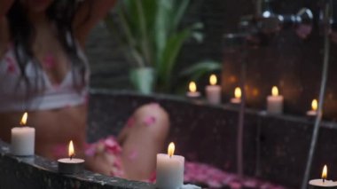 Güzellik salonunda egzotik spa tedavisi