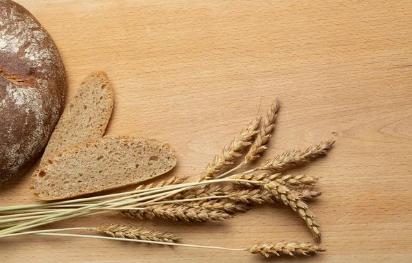 taze ekmek ve kulak buğday