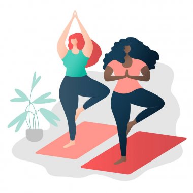 Vücut pozitif kavramı. Çokuluslu dostluk. iki çekici artı boyutu kız arkadaşlar birlikte yoga yapıyor. Yoga sağlıklı yaşam konsepti. Güzel kilolu kadınlar. Yağ kabul hareketi için hiçbir yağ fobisi