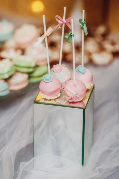 Barra Chocolate Casamento Mesa Sobremesa Com Macaroons Close — Fotografia de Stock