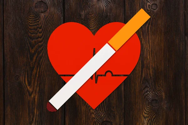 Cigarrillo Corazón Con Ecocardiograma Salud Dejar Fumar Concepto Imagen Conceptual — Foto de Stock