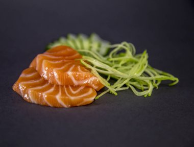 Japon mutfağının geleneksel sashimi