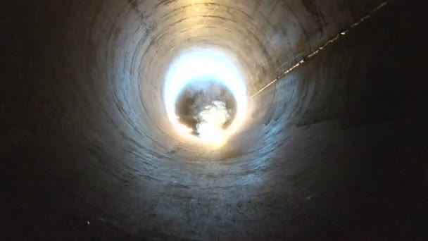Soldagem faíscas tubo de metal fogo — Vídeo de Stock