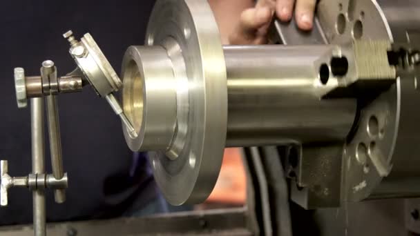 Travail de machine de tour d'industrie — Video