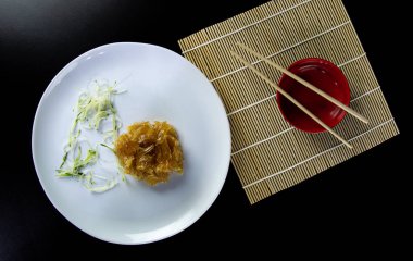 pirinç ile japon gıda lezzetli somon uramaki suşi
