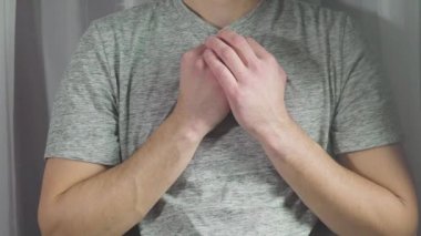 Oyuncak ev elinde. Rüyalarının evini kavram