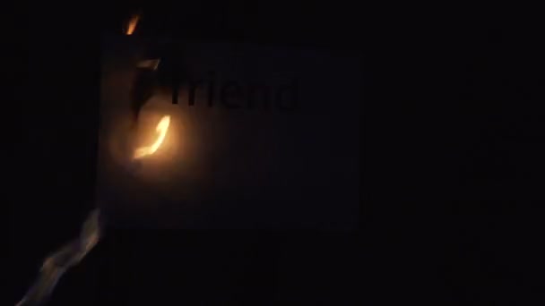 Flaming ordet vän — Stockvideo