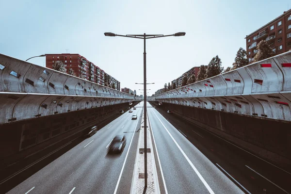 Moderne Autobahn, Langzeitbelichtung — Stockfoto