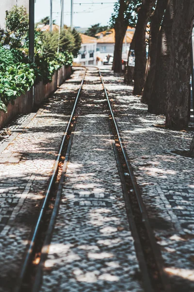 Stará tramvajové dráha venku — Stock fotografie