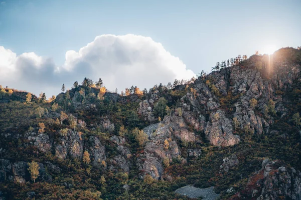 Dağ yamacının havadan görünümü — Stok fotoğraf