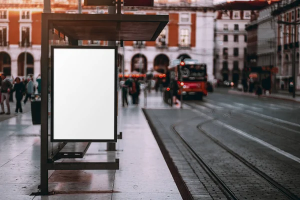 Een Blanco Reclamebord Plaatshouder Sjabloon Straat Van Stad Een Lege — Stockfoto